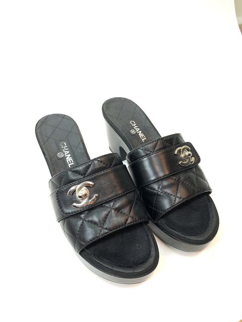 CHANEL Black Quilted Leather Slides/ Mules Size 38.5